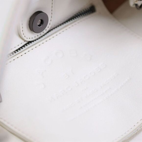 NWT Marc by Marc Jacobs Leather Foldover Oversize Clutch w Strap BEACH SAND - Picture 10 of 10